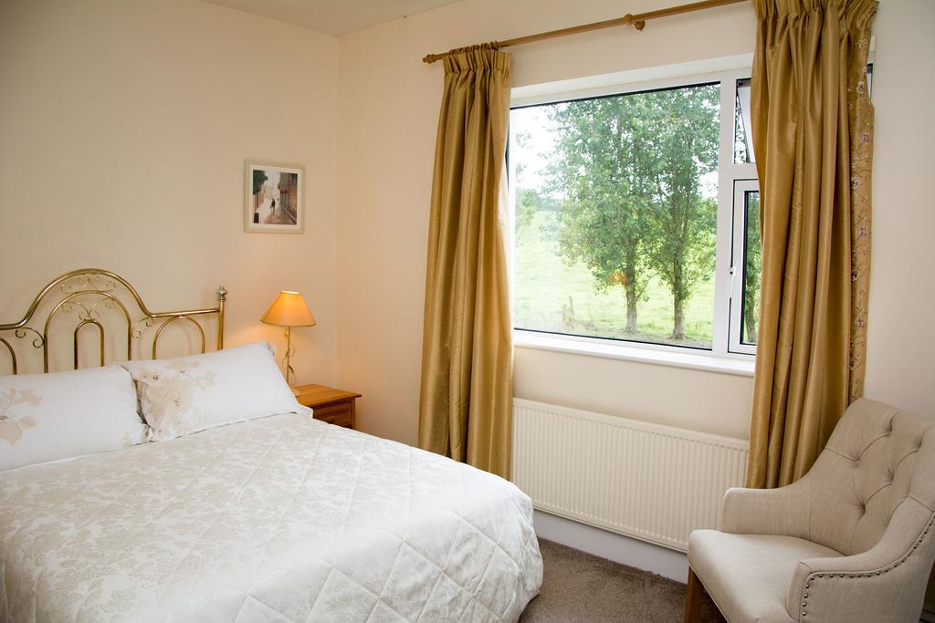 Knights Haven Bed & Breakfast Glin Bagian luar foto
